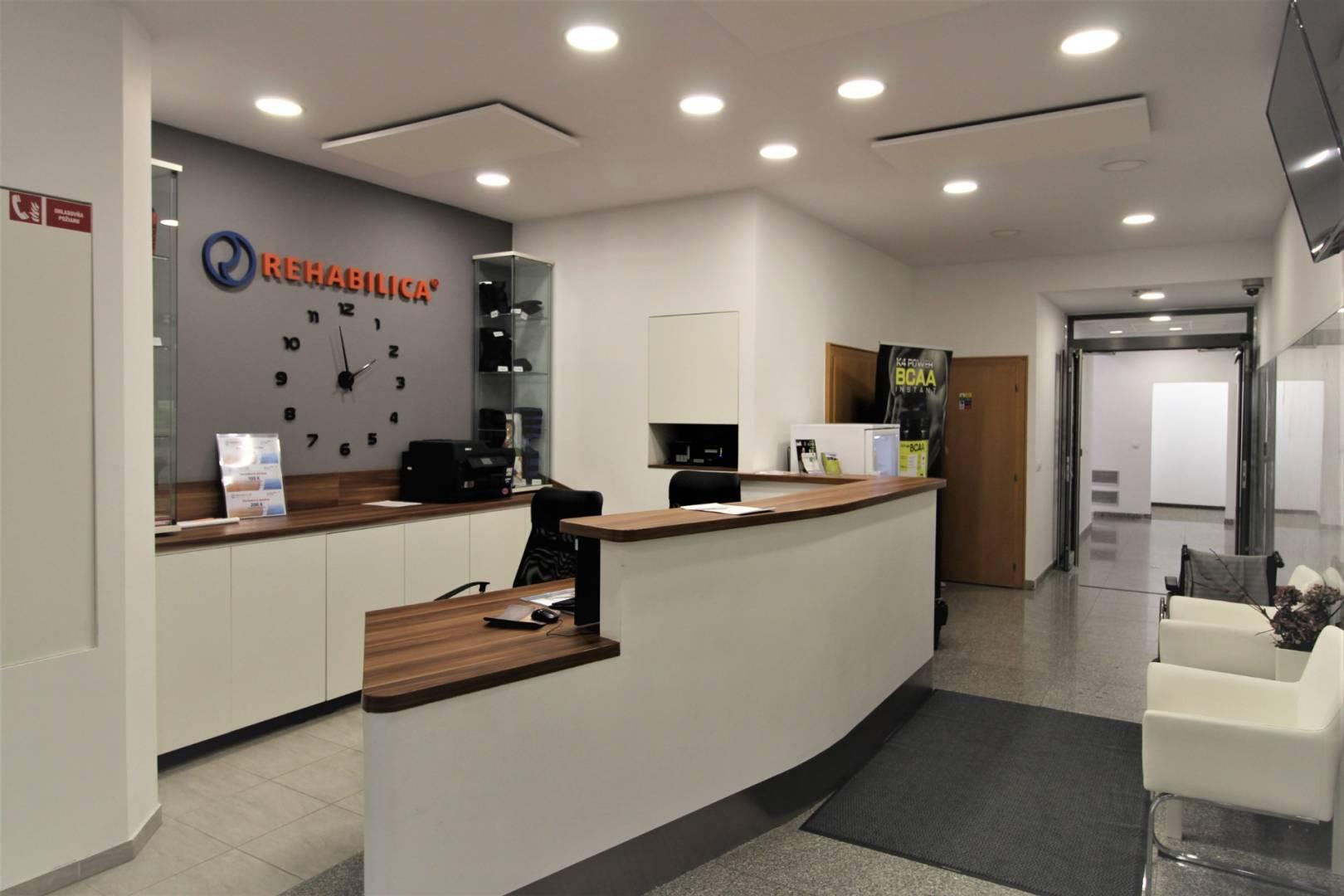 AVENUE | priestory vhodné na kliniku, kancelárie, terasa garáž, BA I