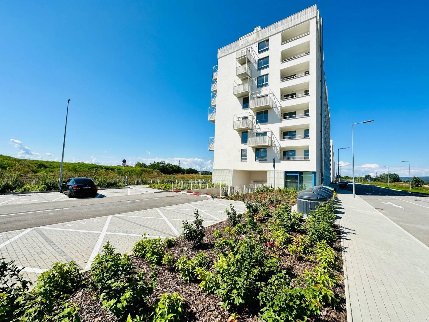 AVENUE | parkovacie miesto v zóne Mesto - Slnečnice Mesto, Petržalka, Labutia 1