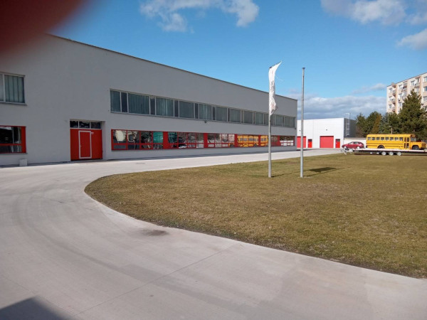 PRENÁJOM, skladové priestory v zateplenej, vykurovanej hale, Báhoň.