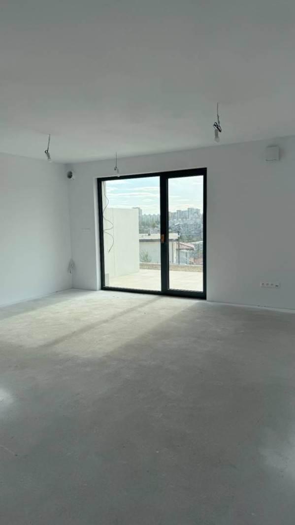 AVENUE | predaj 4 izbový byt s predzahradkou, Stare Grunty, Bratislava