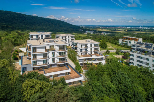 VILLA RUSTICA - TERASY 1*