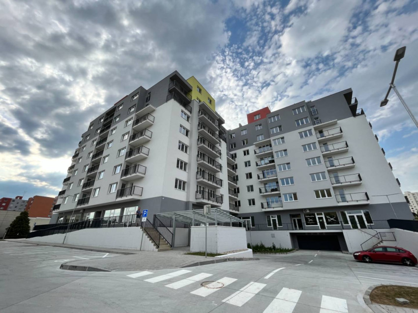 AVENUE | obchodný priestor v novostavbe, Trenčín.