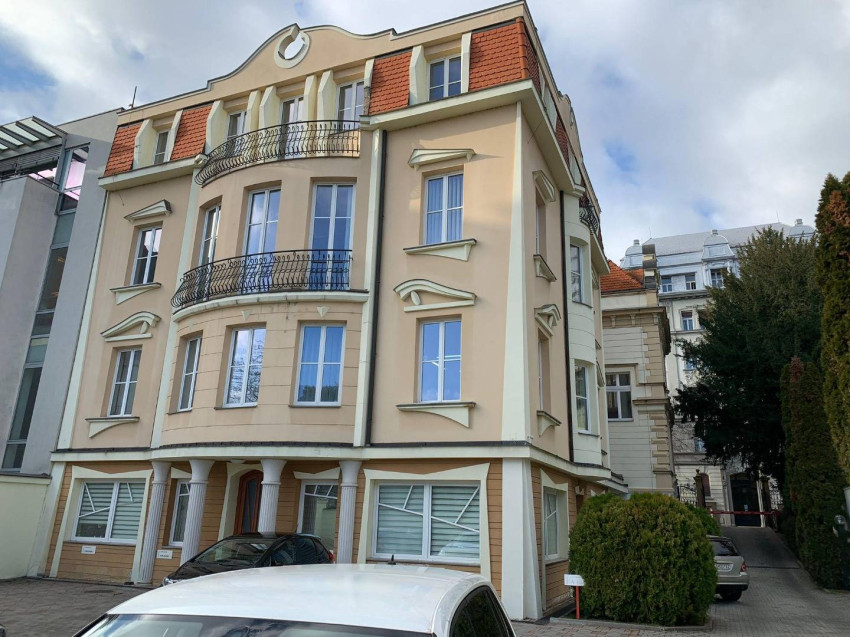 AVENUE | reprezentačné kancelárske priestory s parkovaním, BA I.