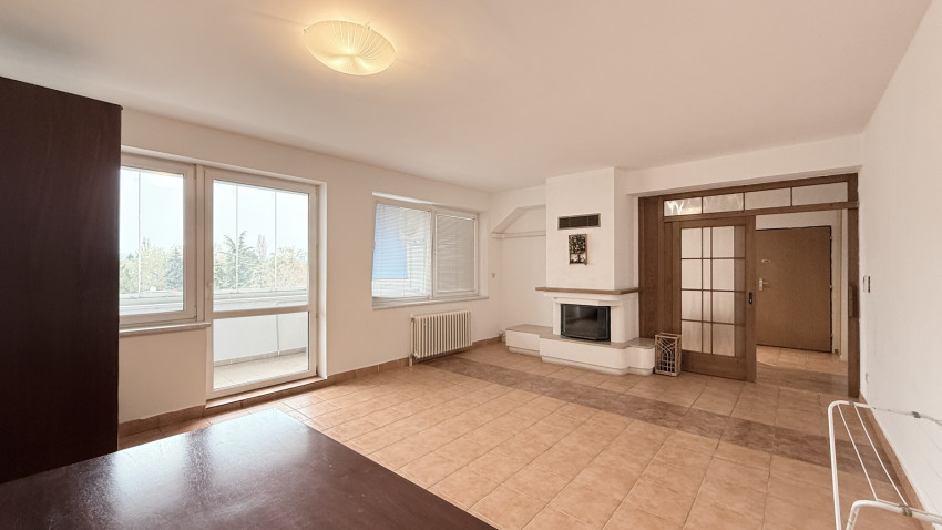 Predaj veľkometrážneho 3 izbového bytu s garážou, ul.Podunajská, BAII